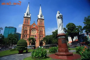 Discover the Top 14 Historical Sites and Must-Visit Landmarks in Ho Chi Minh City - image 0