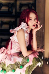 Stunning Red Dress Fashion Inspiration with Ngô Lan Hương: Elegant Festive Outfits for the New Year and Special Occasions - image 5