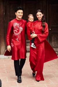 Dianka Zakhidova and Bui Tien Dung Wear Ao Dai for Tet Photoshoot - image 9