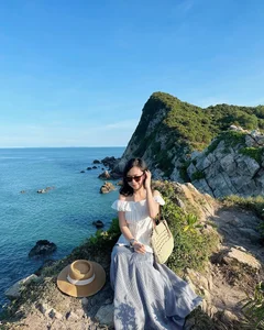 Discover Eo Gio Quan Lan: Vietnam's Untouched Coastal Paradise - image 5