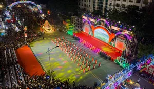 Traditional Sounds of the Ancestors: Viet Tri Street Festival Celebrations - image 0