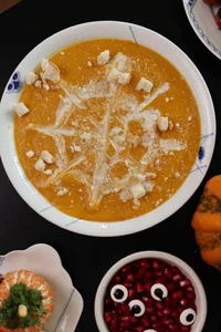 Hanoi Mom Spends Millions on Professional Halloween Decor for Home Party - image 14