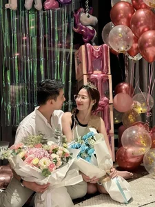 Truong Giang Celebrates Son's First Birthday While Hong Dang Debuts Luxury Car - image 0