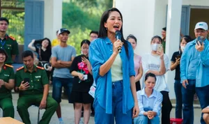 Miss Universe Vietnam H'Hen Nie Brings Joy and Scholarships to Highland Children - image 1