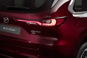 Mazda CX-80 Hybrid SUV: Spacious 3-Row Luxury for Europe - image 2