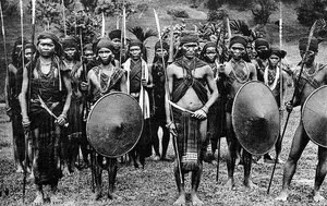 Captivating Historical Photos Depicting Vietnam Over 100 Years Ago - image 3