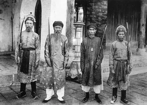 Captivating Historical Photos Depicting Vietnam Over 100 Years Ago - image 5