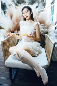 YiTuYu Art Language Vol.10471 Featuring Yi Ming: A Stunning 14-Page Photography Gallery - image 10