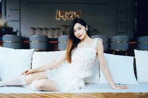 YiTuYu Art Language Vol.10471 Featuring Yi Ming: A Stunning 14-Page Photography Gallery - image 3