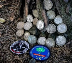 Archaeological Discovery: Rare Ancient Treasure Reveals Secrets of a 30-Year War - image 4