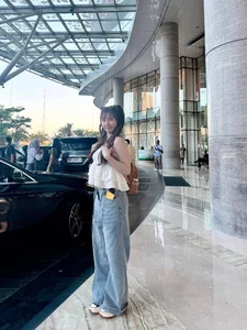 Ngan Sat Thu Shares Her Happy and Fulfilling Life Journey - image 2