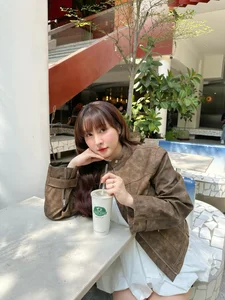 Ngan Sat Thu Shares Her Happy and Fulfilling Life Journey - image 1