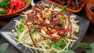 Must-Try Street Food in Ho Chi Minh City: A Culinary Guide - image 3
