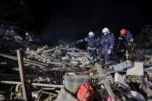 Inside the Aftermath: A Look at Ukraine's Two Largest Cities Following Recent Strikes - image 13