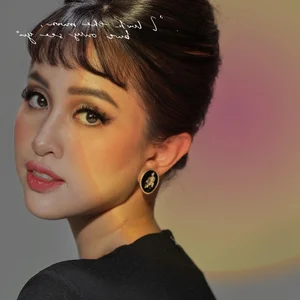Truong Ngoc Anh and Mai Phuong Thuy Radiate Elegance in Latest Visuals - image 0