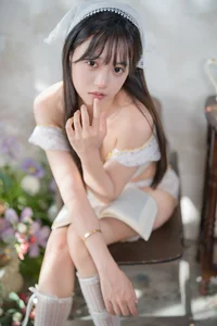 YiTuYu Art Language Vol.10547: Featuring the Elegant Visual Artistry of Xiao Yi - image 7