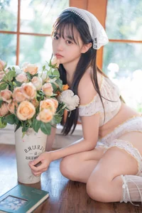 YiTuYu Art Language Vol.10547: Featuring the Elegant Visual Artistry of Xiao Yi - image 27