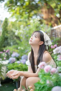 YiTuYu Art Language Vol.10547: Featuring the Elegant Visual Artistry of Xiao Yi - image 44