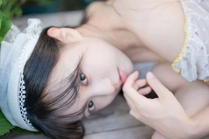 YiTuYu Art Language Vol.10547: Featuring the Elegant Visual Artistry of Xiao Yi - image 24