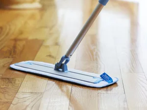 5 Natural and Safe DIY Wood Floor Cleaning Recipes for Your Home - image 2
