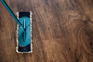 5 Natural and Safe DIY Wood Floor Cleaning Recipes for Your Home - image 0