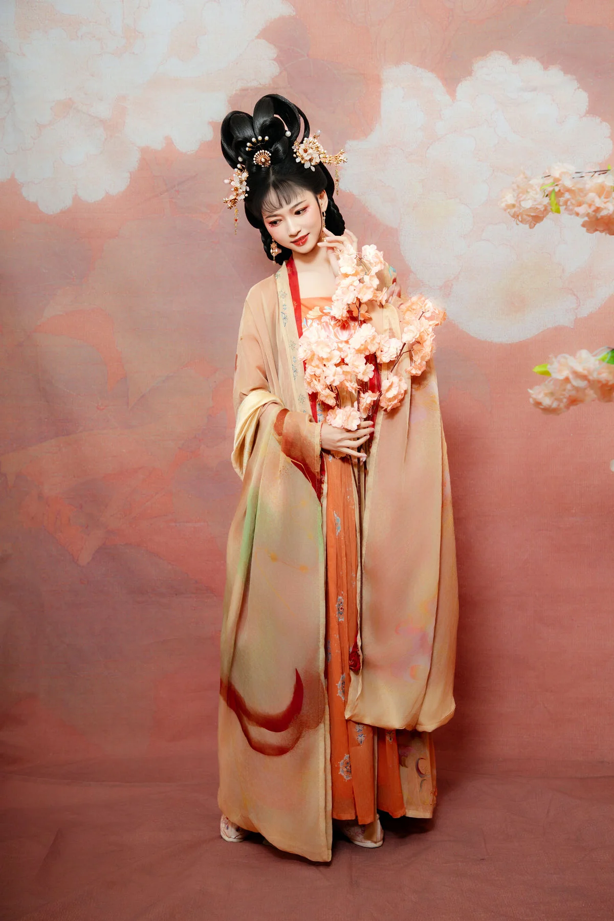 YiTuYu Art Language Vol 9736 Featuring Ting Zi Photo Gallery
