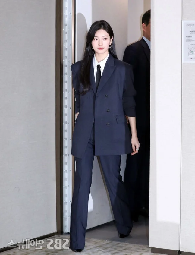 Suzy’s Bold Androgynous Visuals Spark Viral Reactions Across the Fashion World