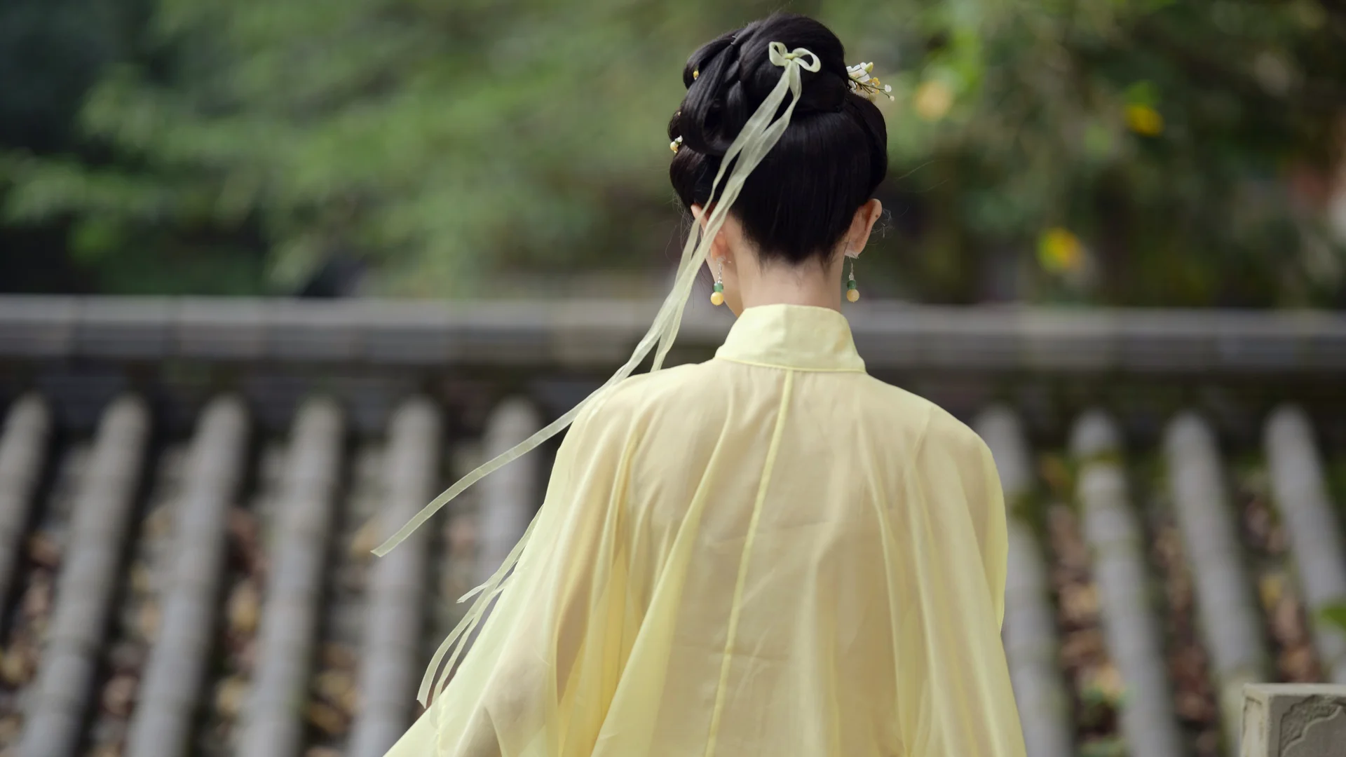 Exquisite Portrait Art: Noble Lady Cangcang by Yituyu