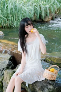 Explore the Artistic Photography of Ye Zhi in YiTuYu Art Language Vol.10484: A Stunning 30-Page Collection - image 24
