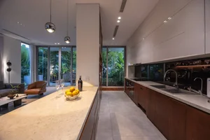 15+ Modern I-Shaped Kitchen Designs for Optimized Small-Space Living - image 6