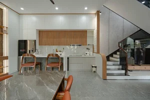 15+ Modern I-Shaped Kitchen Designs for Optimized Small-Space Living - image 12
