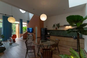 15+ Modern I-Shaped Kitchen Designs for Optimized Small-Space Living - image 5