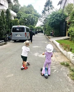 Ho Ngoc Ha's Daughter Lisa Rocks Her Mother's Favorite Fashion Style at Age Two - image 1