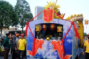 The Vibrant Lady Thien Hau Palanquin Procession in Binh Duong - image 0