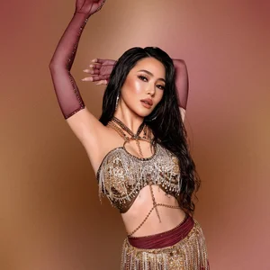 Huong Tram Makes a Bold Stage Comeback with Sensual Performance - image 8
