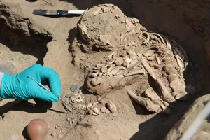 Archaeological Discovery in Peru: 3,800-Year-Old Skeletons Unveil Ancient Secrets - image 0