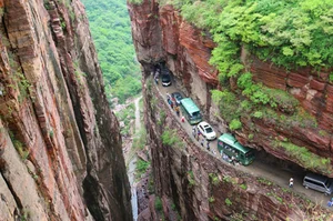 Breathtaking Ancient Mountain Village Perched High on Steep Cliffs - image 1