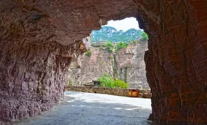 Breathtaking Ancient Mountain Village Perched High on Steep Cliffs - image 5