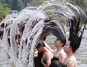 Discover the Secrets Behind the Stunning Beauty and Wasp Waist of Thai Models - image 5