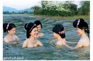 Discover the Secrets Behind the Stunning Beauty and Wasp Waist of Thai Models - image 7