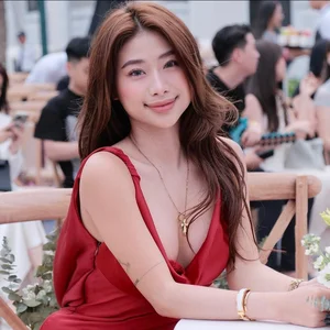 Louis Pham Heats Up the Summer with Stunning New Bikini Photoshoot - image 2