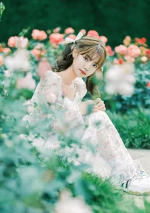 Exploring the Visual Elegance of YiTuYu Art Language Vol.4595 Featuring Xiao Mei Qiu Wa Ka Da - image 9