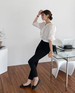 10 Elegant Ways to Style Straight-Leg Pants for a Tall Office Look - image 9