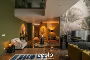 Luxury Tropical Apartment Interior Design with Bold Color Palettes - image 3