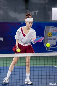 The Rise of Pickleball and Stylish Female Players in Hanoi - image 13
