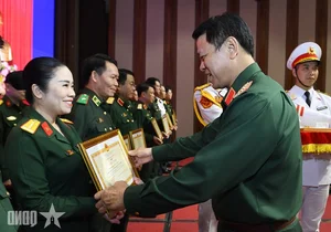Strengthening Ties: A Summary of the Vietnam-China Border Defense Friendship Exchange - image 4