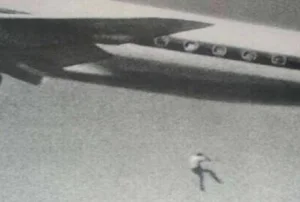 Eerie Historical Moments: Uncovering the Chilling Stories Behind Rare Photos - image 1