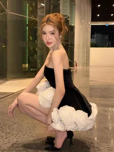 Runner-Up Tuong San's Stunning Everyday Street Style - image 0