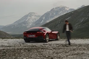 Ferrari 12Cilindri Manuale: Reviving Pure Driving Emotion with High Tech - image 18