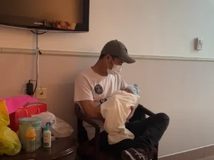 Actor Tiet Cuong and Wife Welcome Their First Baby Together - image 3